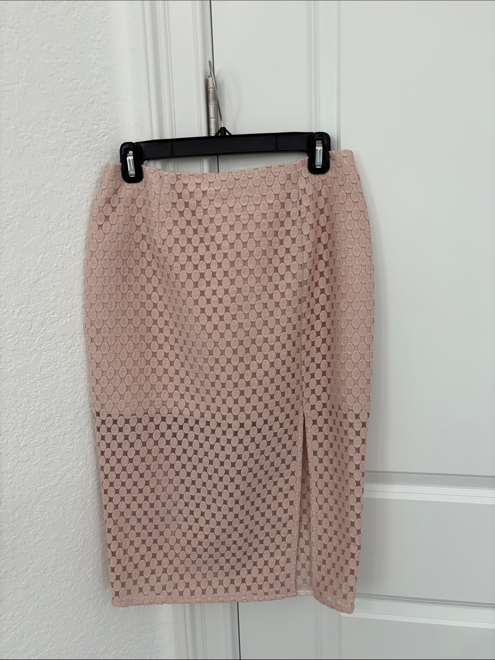 Intermix Textured Dusty Pink Pencil Skirt with Front Slit NWT medium